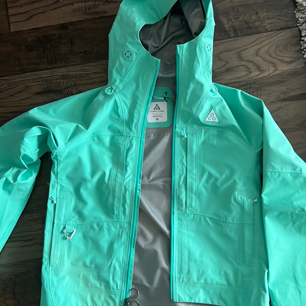 Nike ACG stormfit gore-tex jacket
